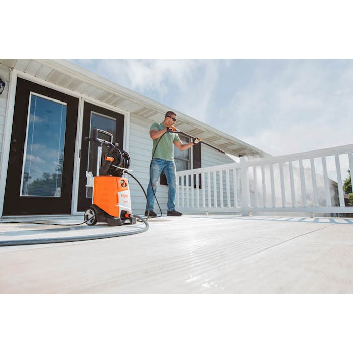 STIHL® RE 110 PLUS – Electric Pressure Washer | 2000 PSI Corded Power