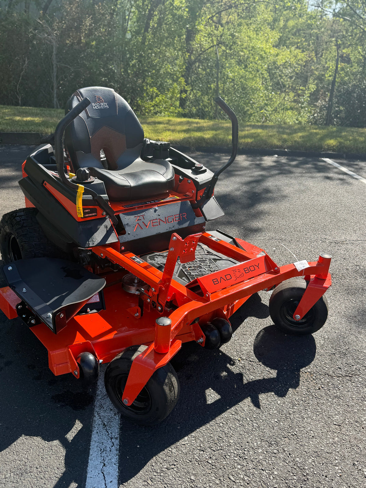 Bad Boy ZT Avenger Kawasaki 60" - 726cc, 23hp Air-Cooled FR691V