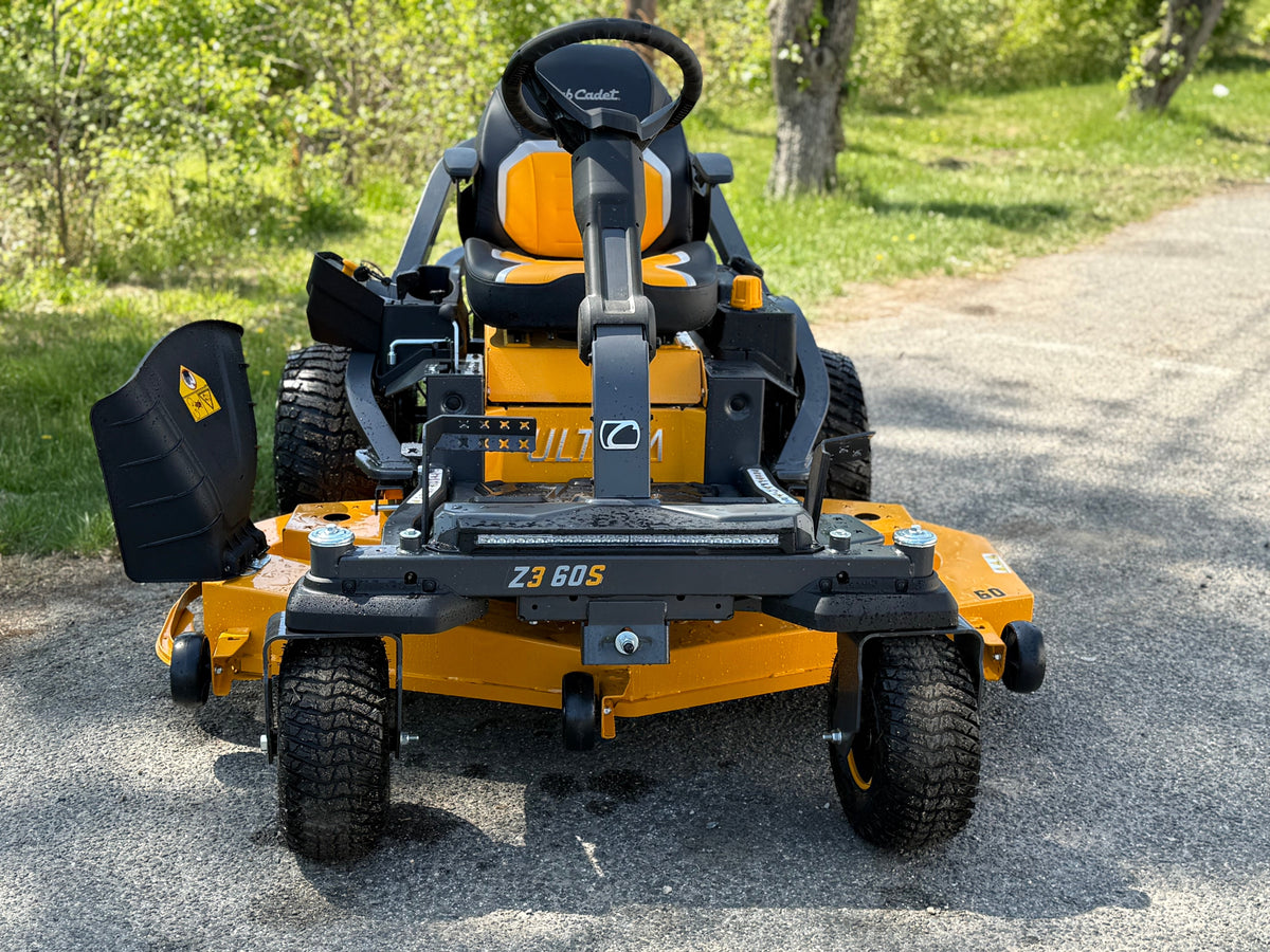 Cub Cadet® – Z3 60S 60in Zero Turn Mower | 24HP Kawasaki® Engine