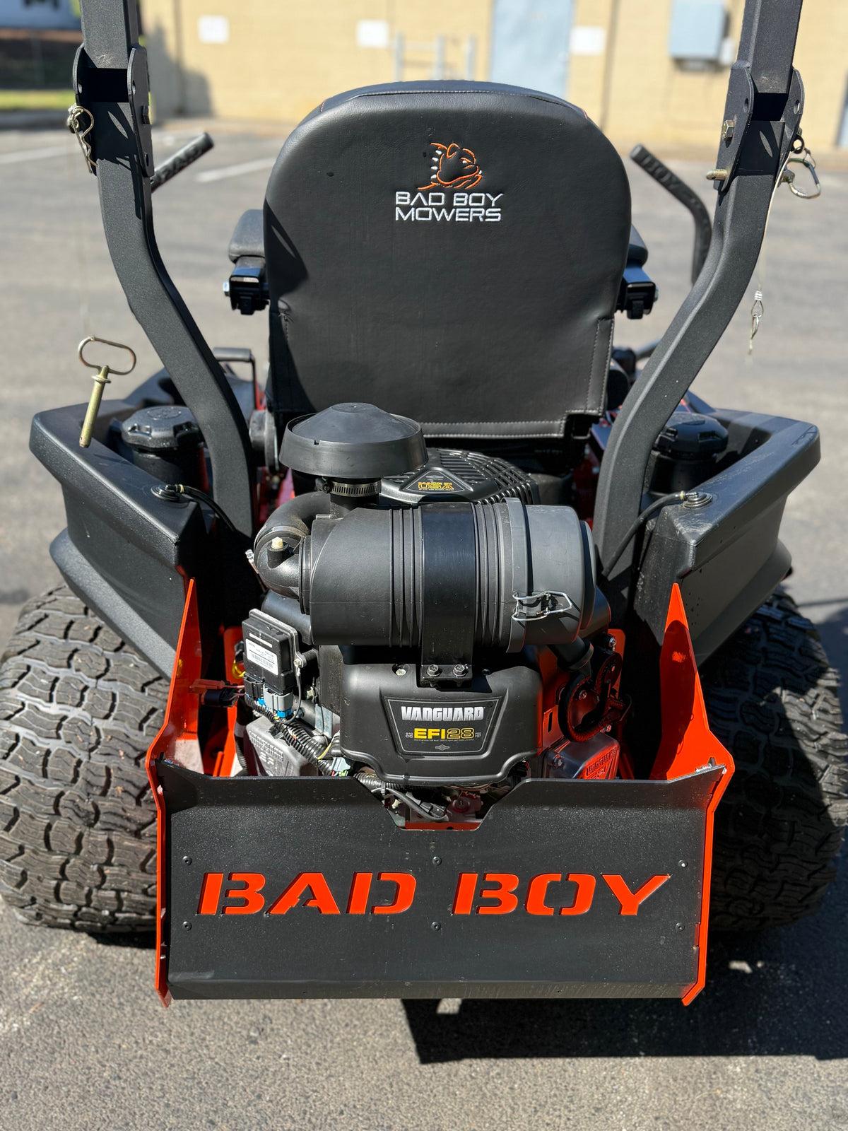 Bad Boy Maverick HD 54" Vanguard EFI 28HP
