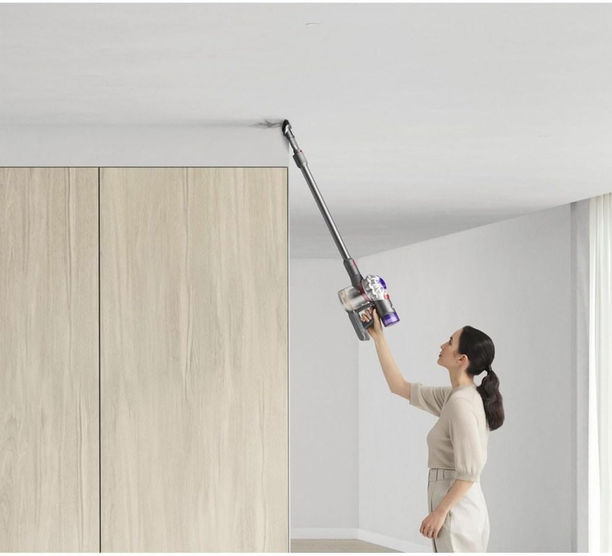 Dyson V8 Origin Kabelloser Staubsauger: Leicht, Leistungsstark, Vielseitig Zuhaused