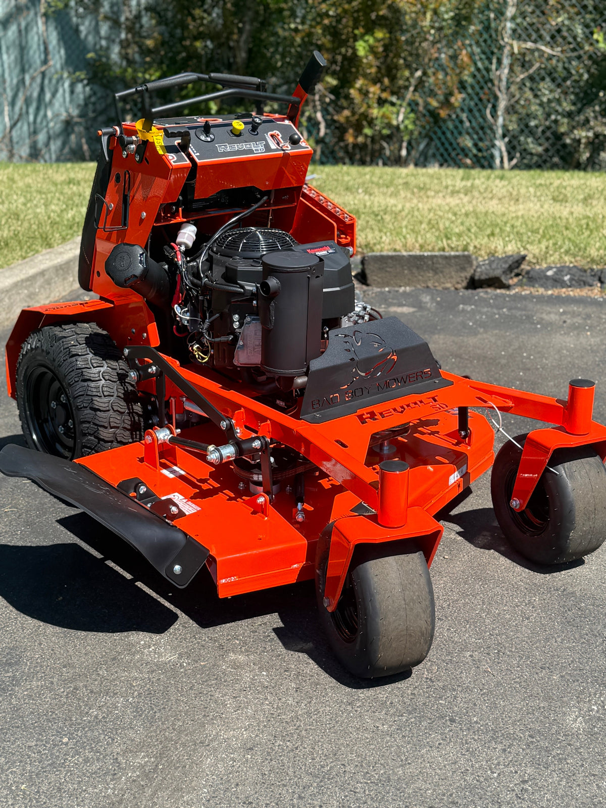 Bad Boy Revolt SD Kawasaki 42" - 603cc, 18.5hp Air-Cooled FS600V