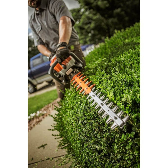 Stihl HS 82 R24" HEDGE TRIMMER