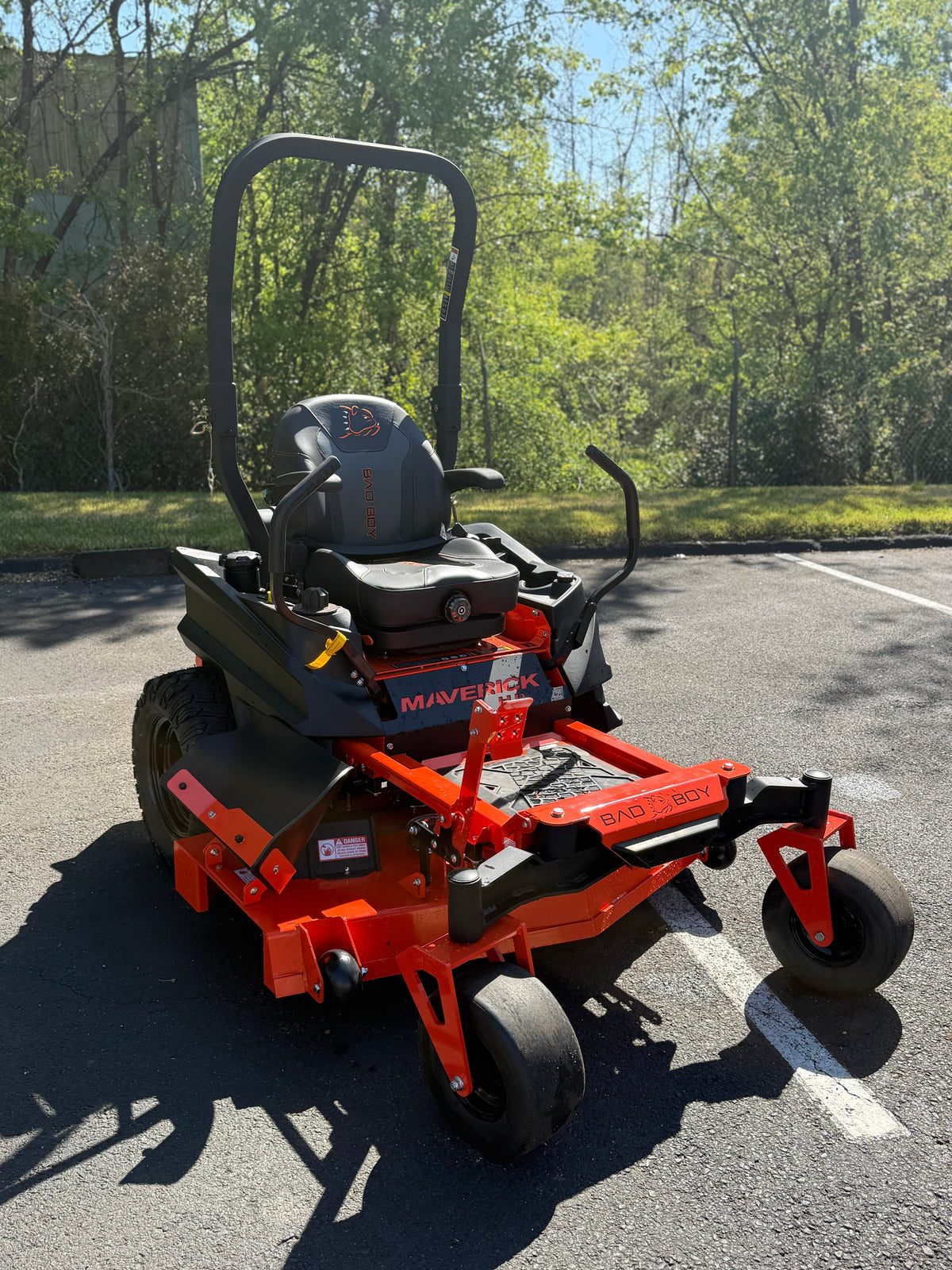 Bad Boy Maverick HD 54" Vanguard EFI 28HP