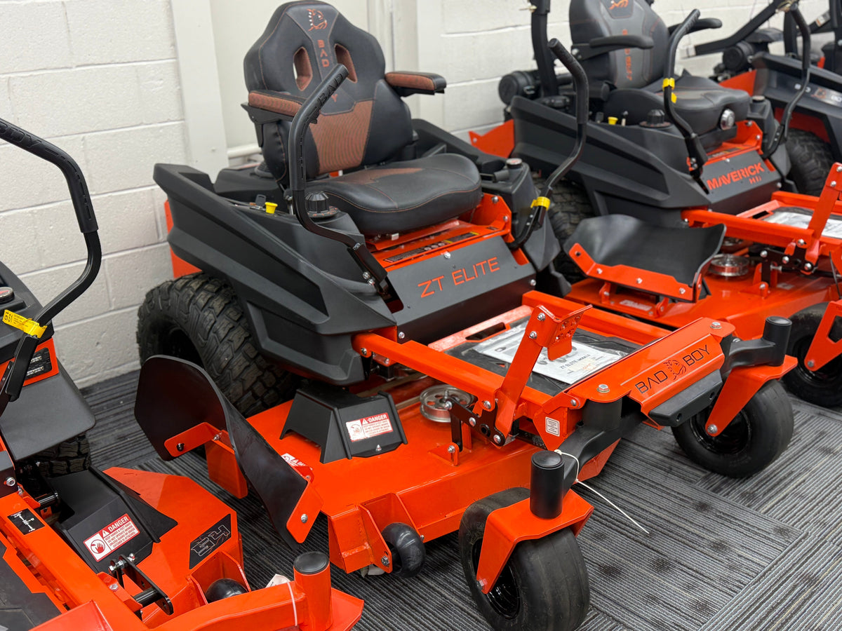 Bad Boy ZT Elite Kawasaki 54" - 726cc, 24hp Air Cooled FR730V