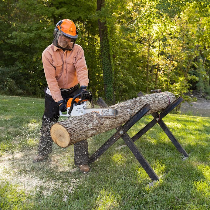 18" STIHL® MS 251 WOOD BOSS® Chainsaw